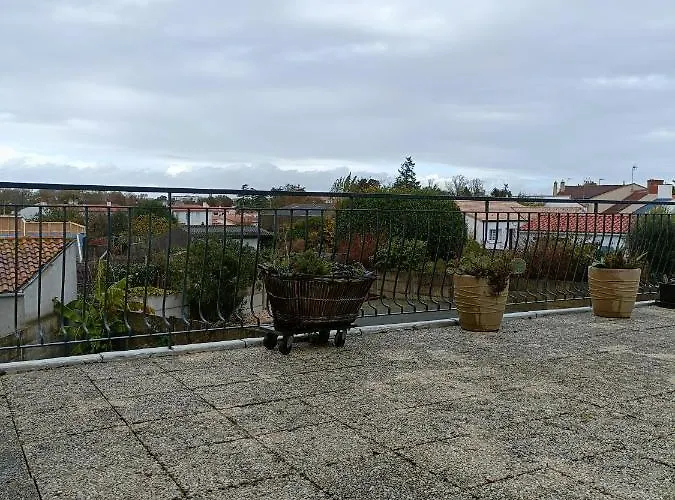 Maison Centre Ville, 15km De La